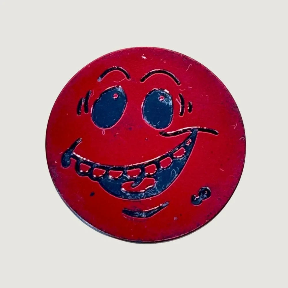 Vintage Imperial Official Slammer Jammer 5 Red Smiley Face Metal POG Slammer 94